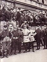 LES ANNEES D' ILLUSION