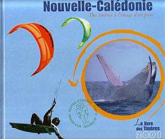 LE LIVRE DES TIMBRES 2001