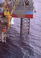 MAERSK GIANT / BASS STRAIT PLATFORM